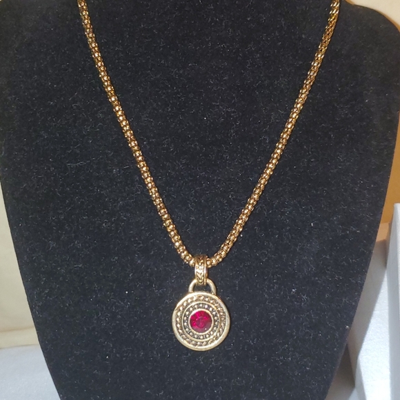 Cristal set earring and necklace 18" - Picture 7 of 8